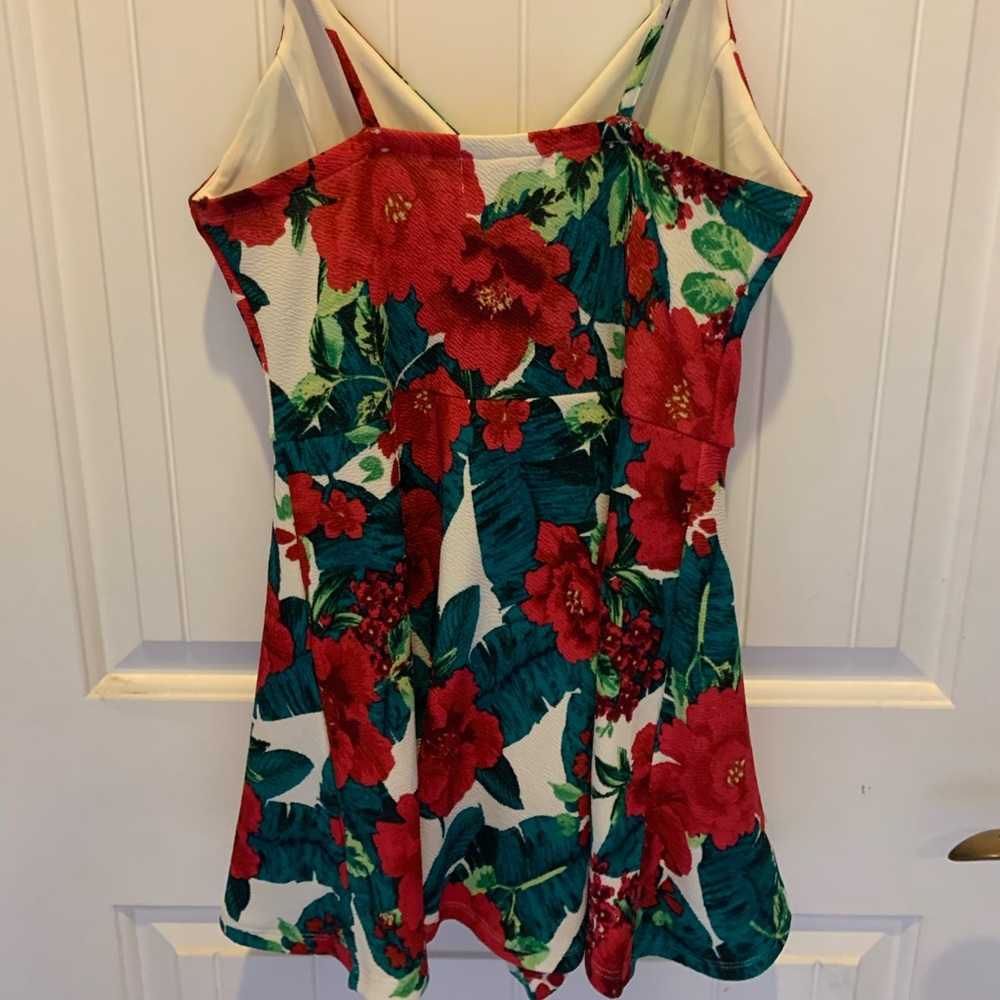 Romper - Picture 2 of 2